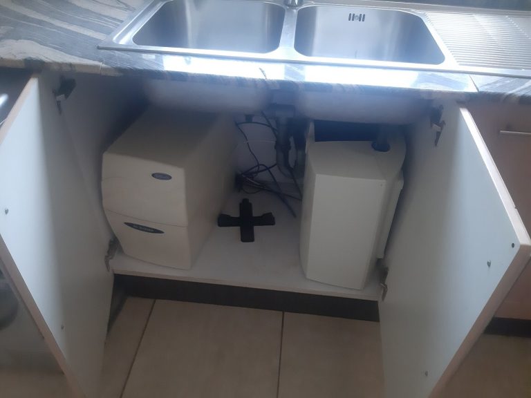 How to Choose an Under-Sink Water Filter