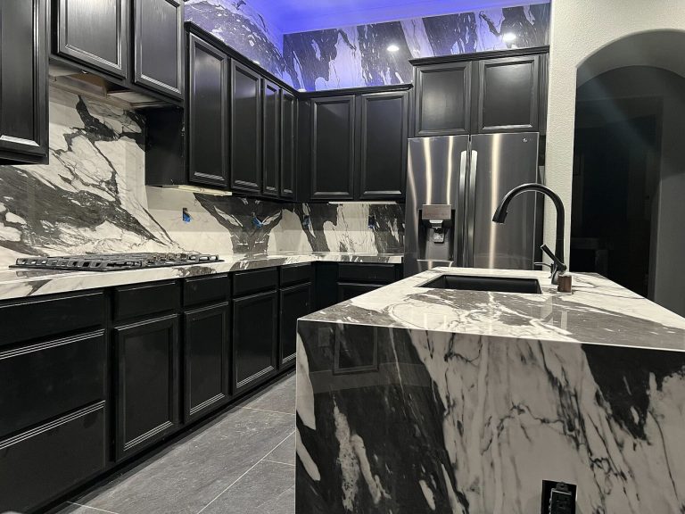 How to Choose a Countertop Ice Maker