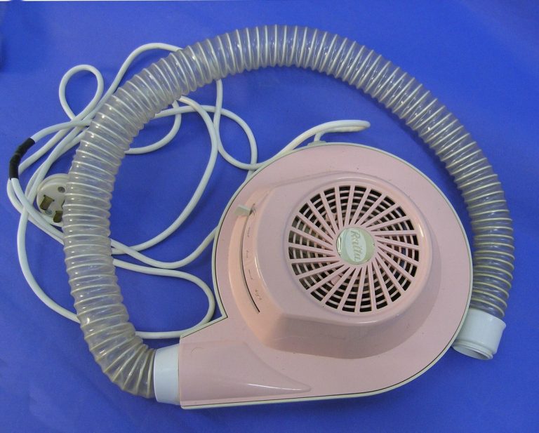 How to Choose a Hair Dryer for Faster, Controlled Styling